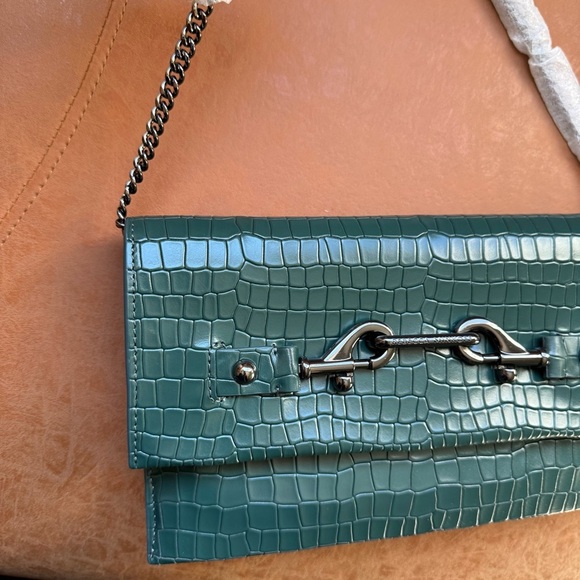 REBECCA MINKOFF LOU CROC EMBOSSED CLUTCH BOTTLE GREEN W GUNMETAL HARDWARE NWT - Picture 2 of 12